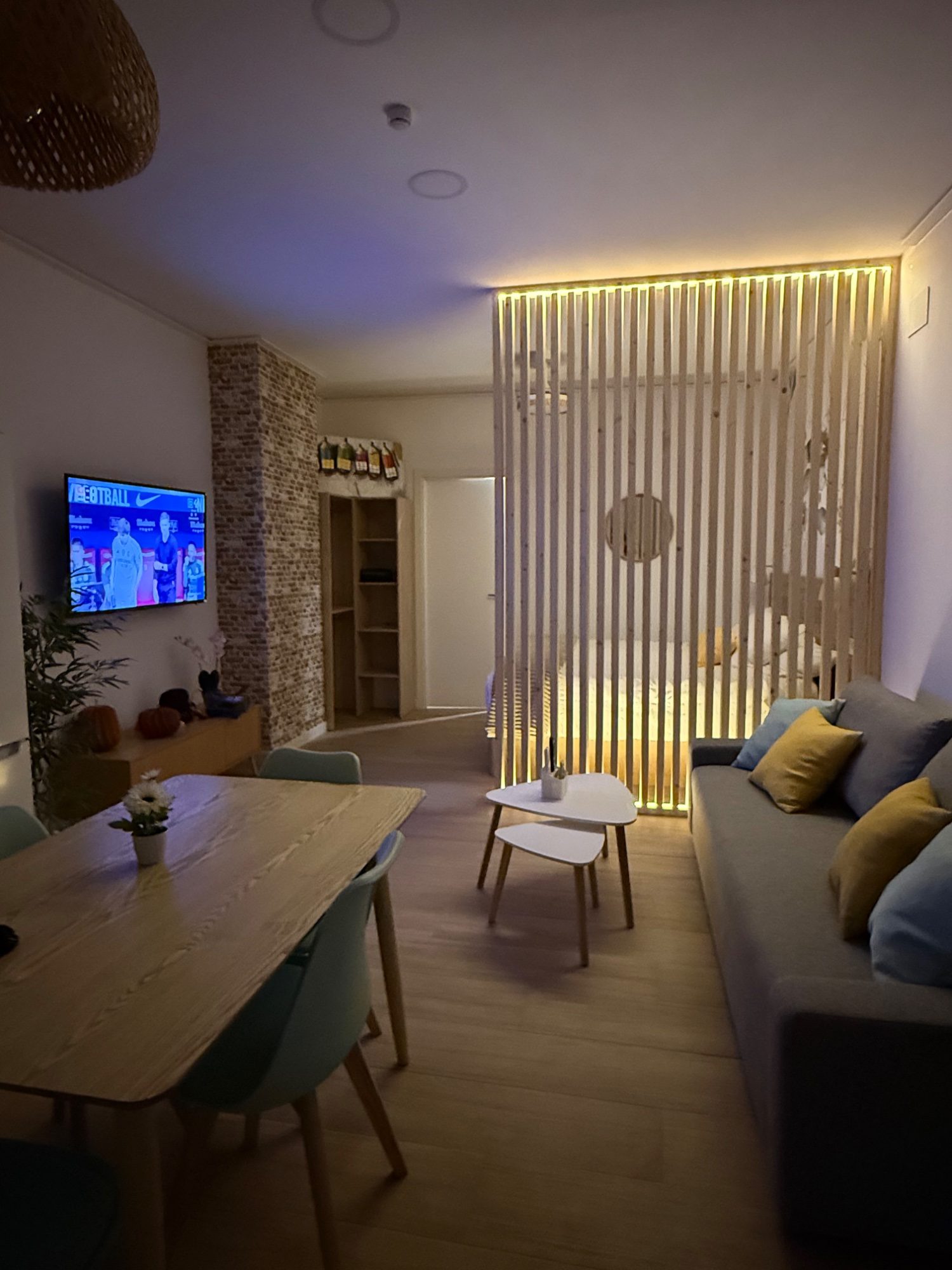 Salón noche cálida